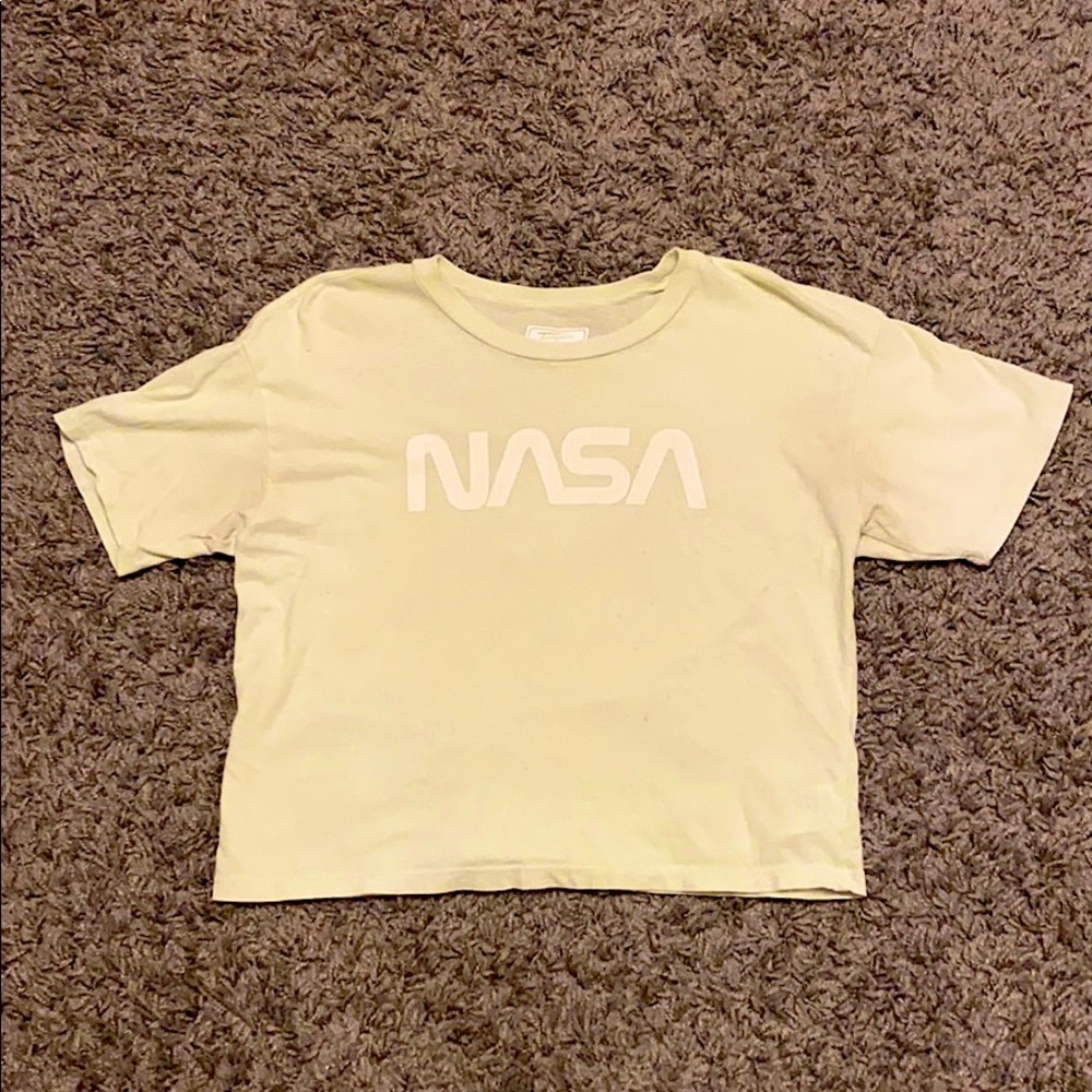 Light green cropped NASA Tshirt